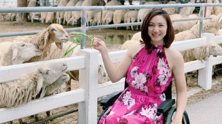 梁艺|马上要成为湖南台“一姐”，突然全身瘫痪，靠轮椅生活