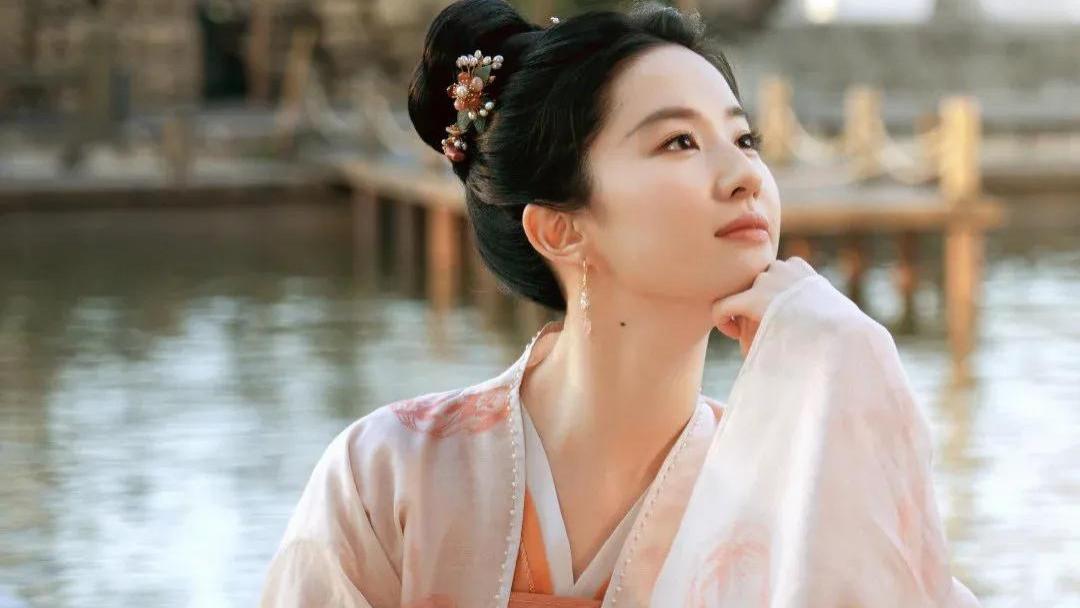 刘亦菲|刘亦菲，新剧预告点击率破亿！网友：女神太完美