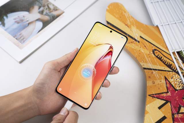 oppo reno|开学新装备！学生买手机应该看重这些要素，这台3K国产手机全满足
