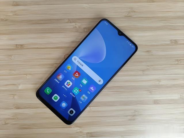 realme|realme真我V23评测：设计更精致的千元机 体验更舒心