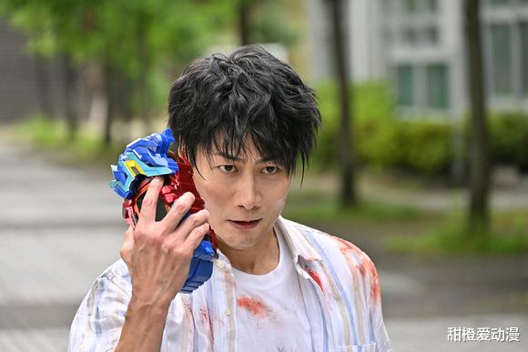 预告|假面骑士revice：门田和狩崎上演小樱和夏木花情景剧，真历史重现