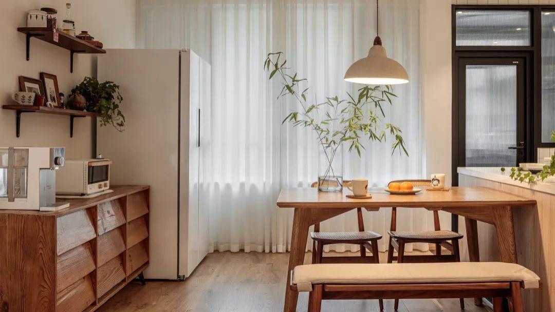 闺蜜买下128㎡新房，大白墙+MUJI原木风家具，妥妥的禅意日式风，羡慕