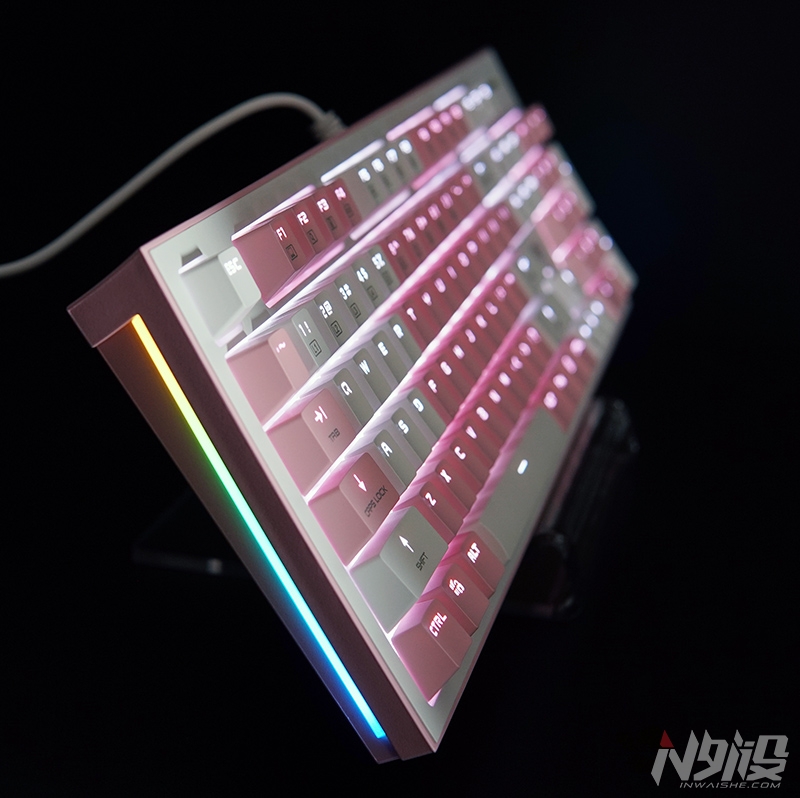 移动互联网|微星GK50Z Pixel机械键盘图赏