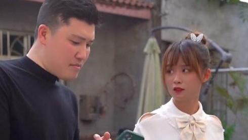 搭讪|网红“严素”邀男骑友到家BBQ，穿肉丝接客被搭讪，网友：悠着点