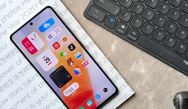 iqoo|销量不够降价来凑!骁龙8+512GB,为新机让道iQOO9价格跌至新低