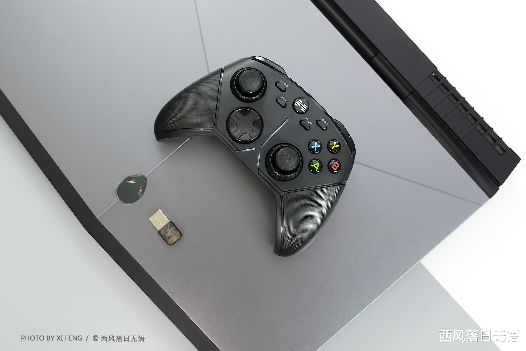 芯片|买索尼PS5吃灰?机械键+霍尔扳机,阿修罗3S无线手柄,便宜大碗更香