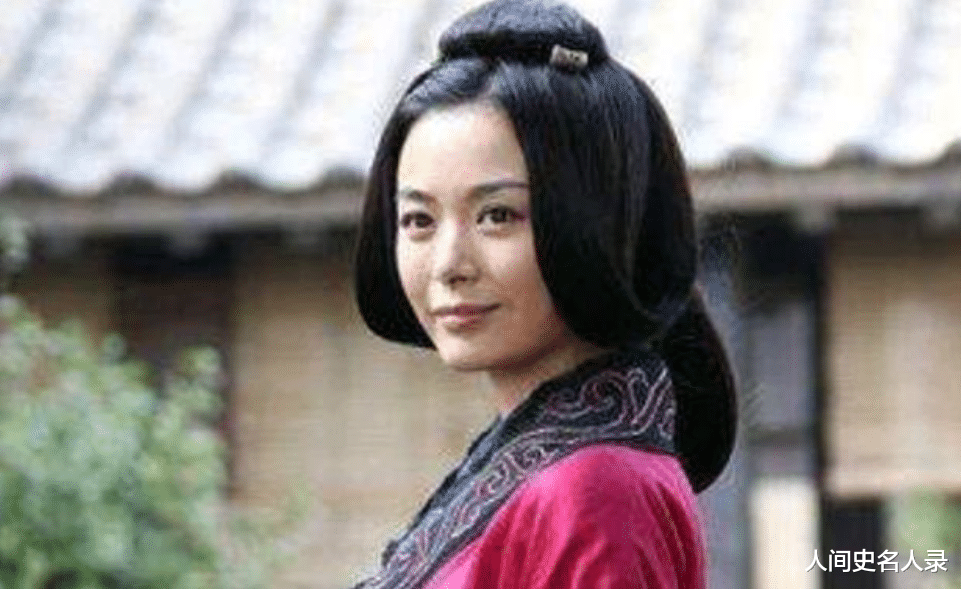 曹操把3个貌美的女儿, 都嫁给同一个人, 此人究竟有何过人之处?