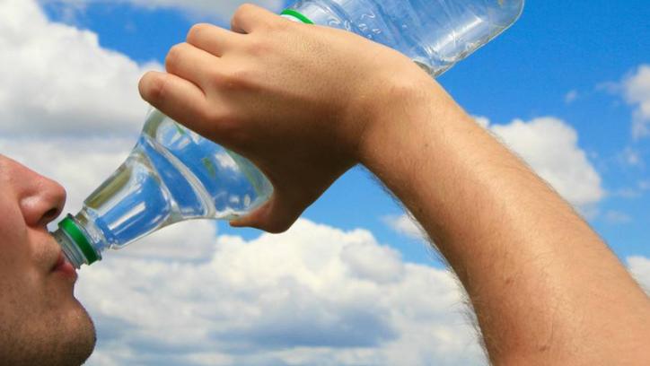 中国癌症高发，都是大量使用塑料瓶惹的祸？了解这4点，放心使用