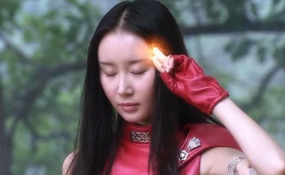 戴尔|还记得“魔幻手机”的傻妞吗?6大功能已实现3个,网友:神预测