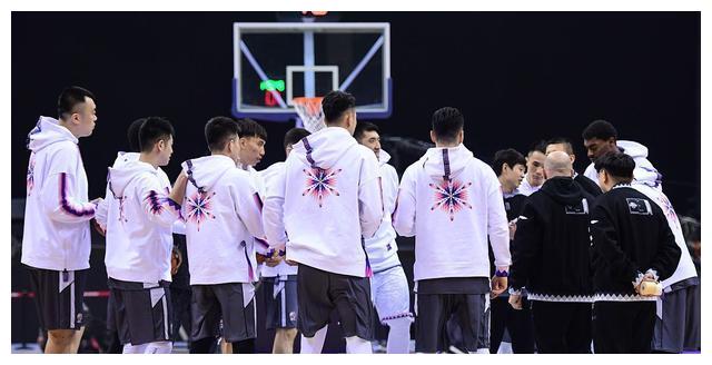 CBA3消息：辽篮功勋外援上岗第1中锋闹离队张镇麟母亲接手国家队