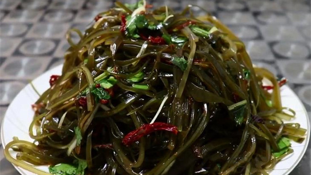 凉拌海带|怪不得饭店的凉拌海带丝那么好吃，原来诀窍如此简单，一看就会
