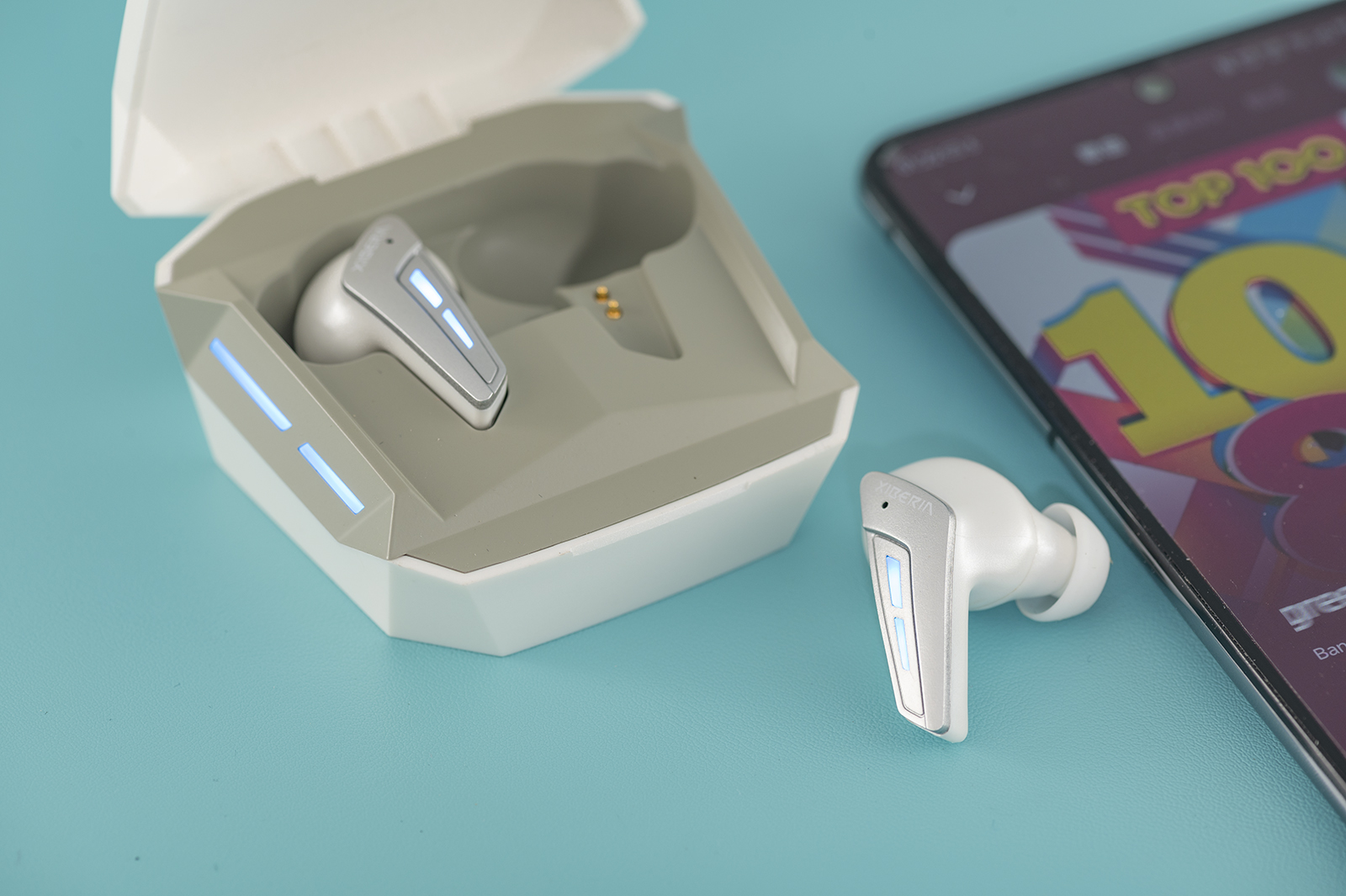 西伯利亚|拒绝同质化，红海中的另类机甲TWS耳机，西伯利亚S2