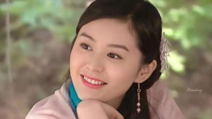 叶蕴仪|7位“灵气逼人”的女星，个个俏皮可爱，看到她们就想笑