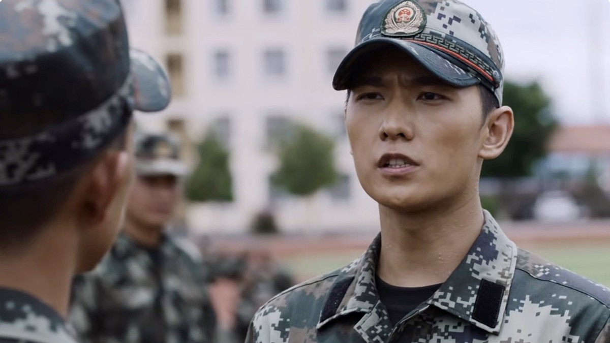 沈晓海|沈晓海才是真正的剧抛脸，从《陈情令》到《特战荣耀》，判若两人