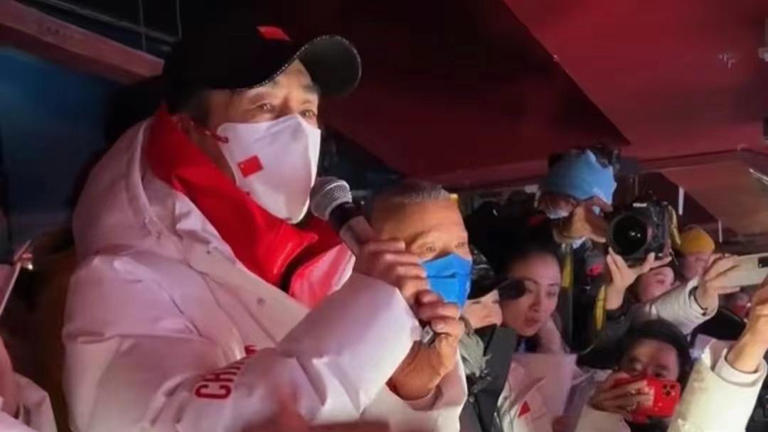 开幕式|残奥开幕式，张艺谋都紧张了！看台上突如其来的喊声惹哭了网友……