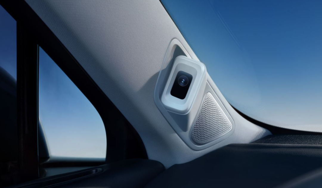 |华为HarmonyOS加持AITO 问界M5,是智慧出行的天花板?