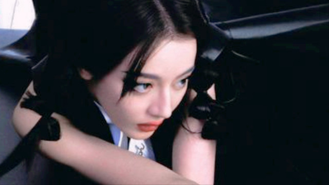 迪丽热巴|迪丽热巴解锁《Wonderland》新封面，猫系暗黑大片