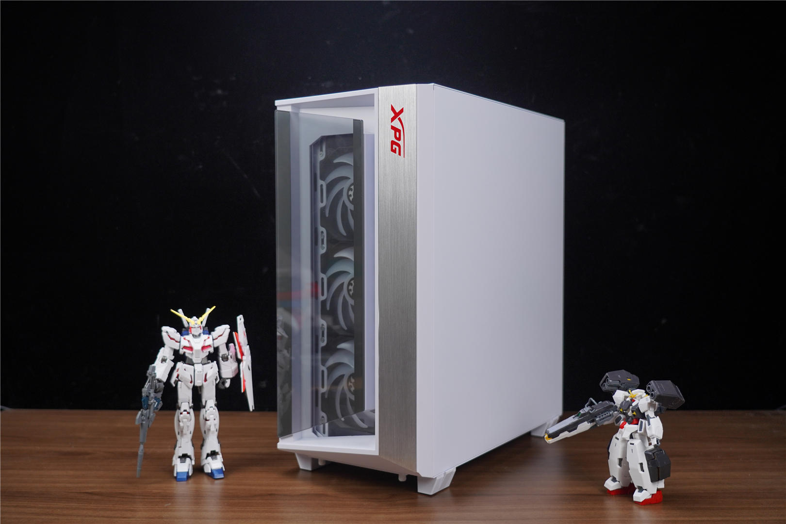 neuralink|独角兽主题主机来袭，依托XPG全家桶，装机效果很理想！