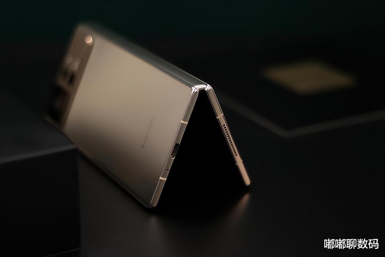 旗舰机|旗舰机下半年车轮战！Mate系列再临，大存储旗舰受热捧