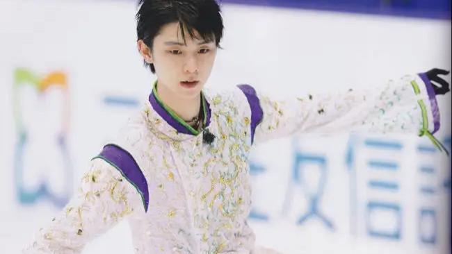 羽生结弦|天才背后有伤痛！羽生结弦曾带伤登场，上演“血色魅影”