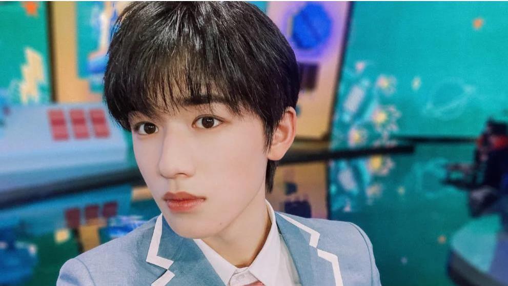 宋亚轩|“靠脸生存”宋亚轩：被迪奥看中，后受吴彤青睐拿下《王牌》综艺