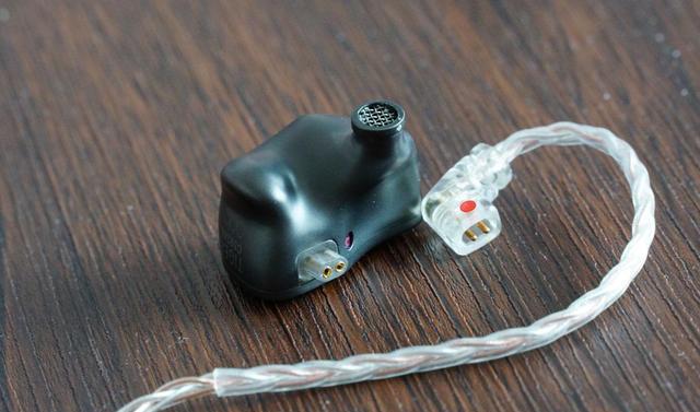 小米科技|对比索尼、森海塞尔的万元旗舰后，我被国产超高端耳机的实力折服