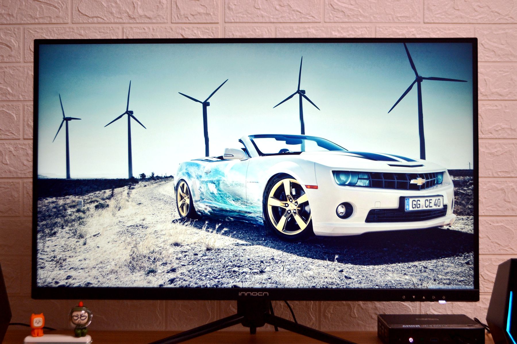 显示器|显示器今年太卷了!不到2K就能入手32吋4K显示器,联创32C1U首测