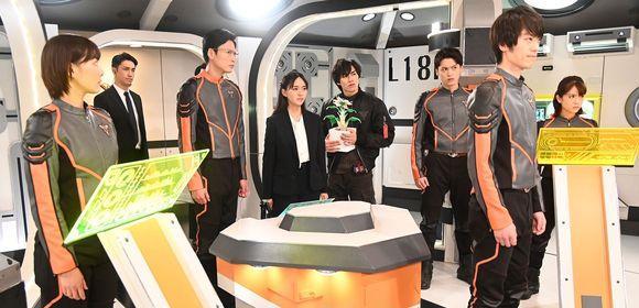 acgn漫评|德凯奥特曼：奏大的房间曾是剑悟的房间，十一年后的结名登场！