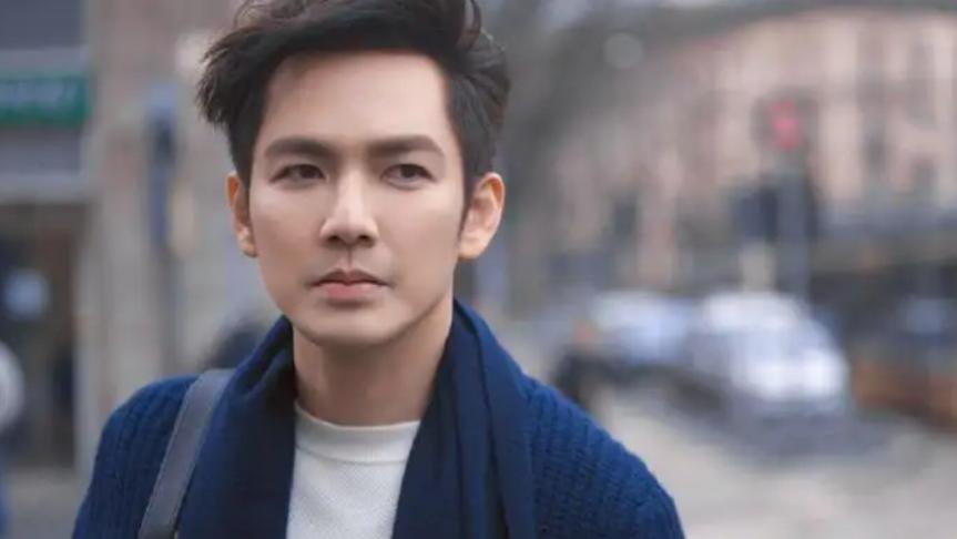 钟汉良|钟汉良成名前，也是富家公子，可是落魄到跑龙套的，他究竟经历了什么？