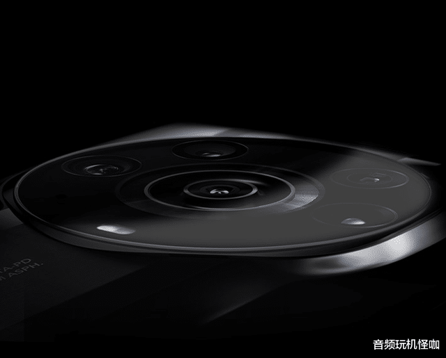 荣耀magic3|价格多少无所谓!纳米微晶面板+12GB+512GB,真正关键是创新