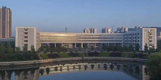 湖北最值得报考的三所大学, 武汉大学名副其实, 华中科大再接再厉