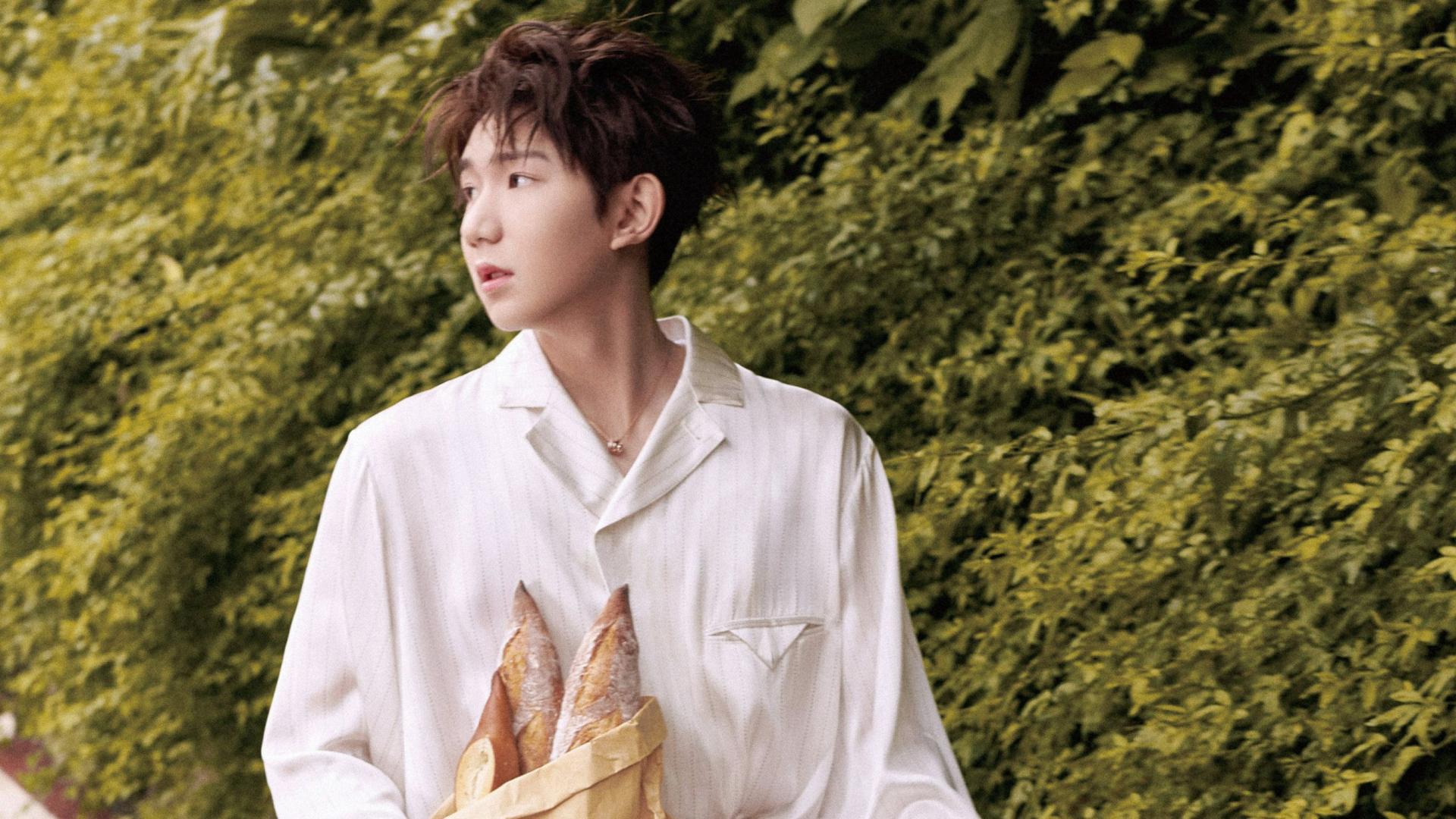 王源|王源22岁遇见在小时候喜欢自己的粉丝，透露自己半年没有正常休息