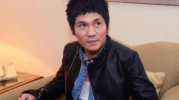 曹格|曹格再因醉酒闹事被处罚，师父刘德华曾警告：你不能改就立刻退圈