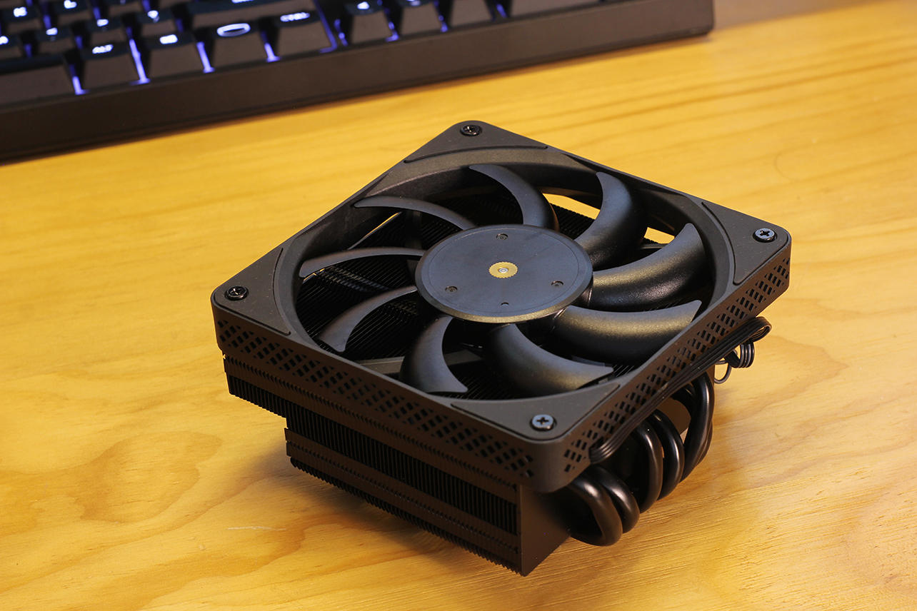 志高空调|简洁方正ITX主机仅扩展坞大小——乔思伯V11体验