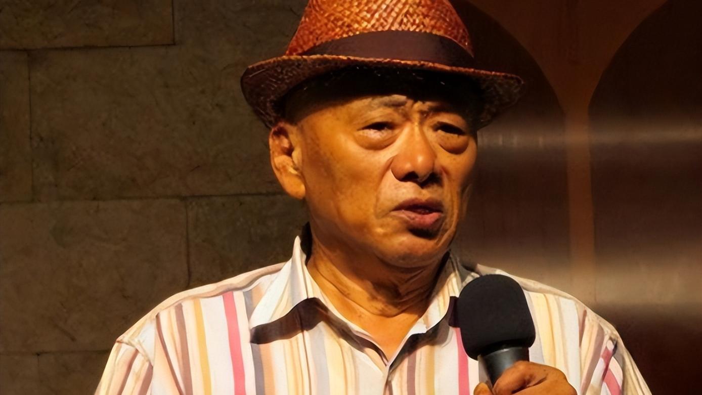 凌峰|77岁凌峰罕露面精神好，独居泰国买公寓养老，与小18岁妻子已断联