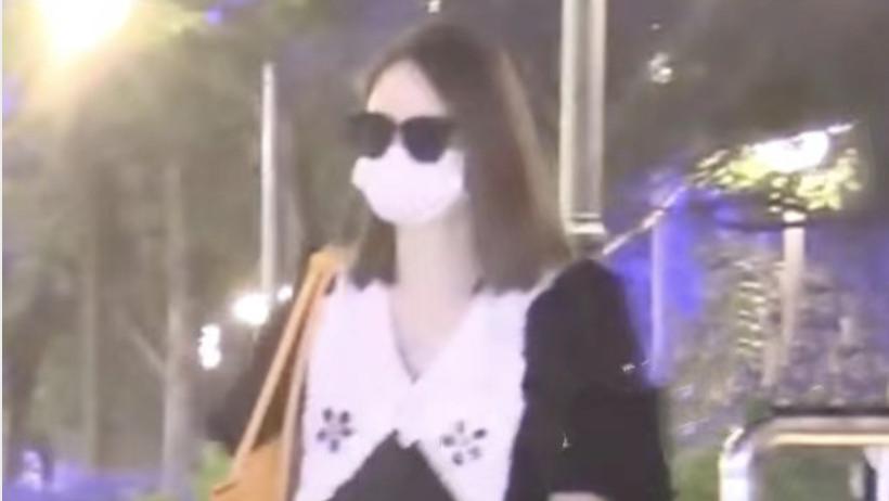 戚薇|戚薇挺孕肚带女儿聚会，穿蓬蓬裙走路小心翼翼，Lucky身高接近妈妈肩膀