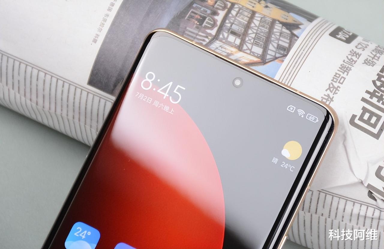 安卓手机|击败realme和iQOO，已成安卓手机好评榜第一名，仅售5999元起