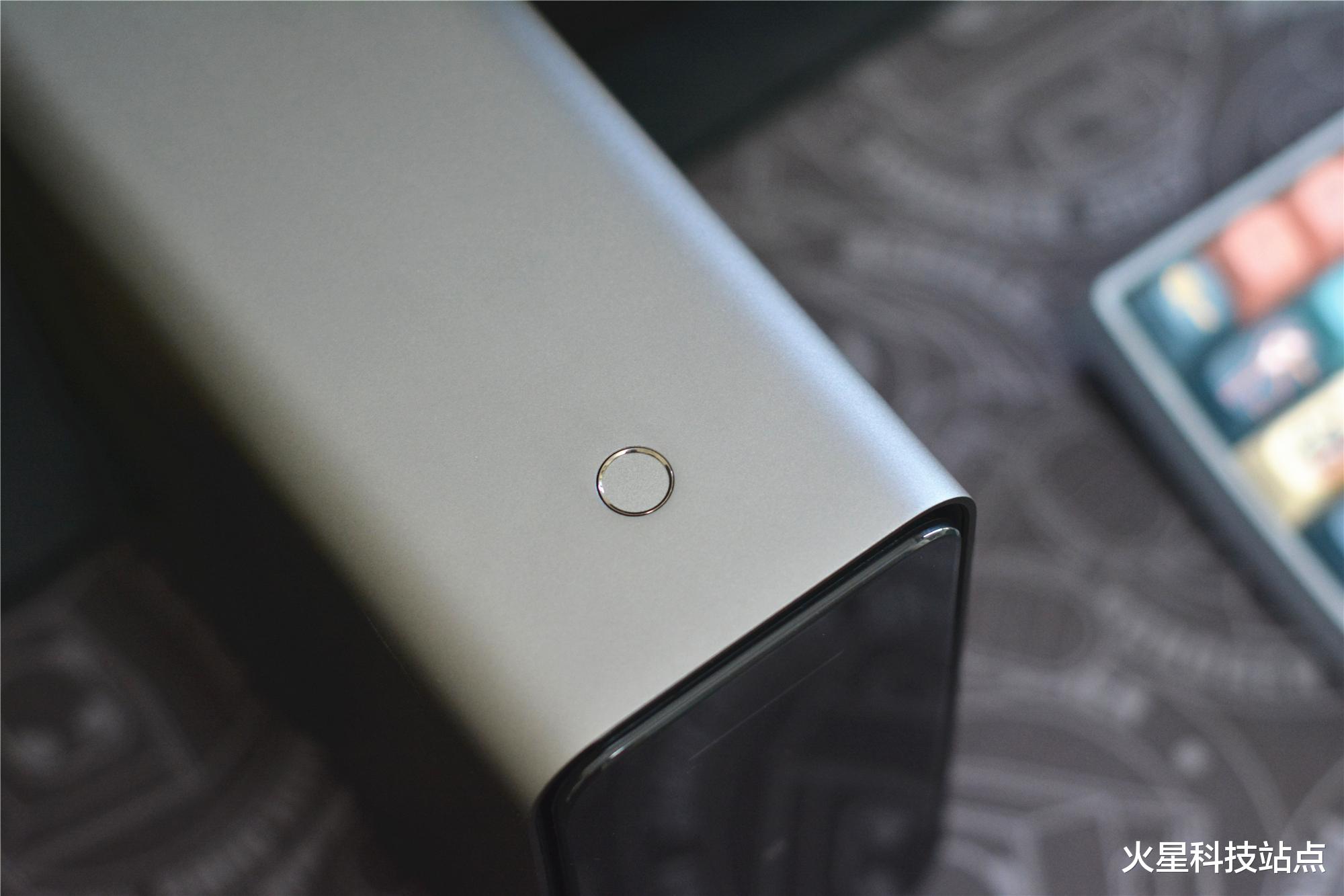 华为家庭存储|华为家庭存储上手体验:资料自动备份,手机容量直接扩展到4T