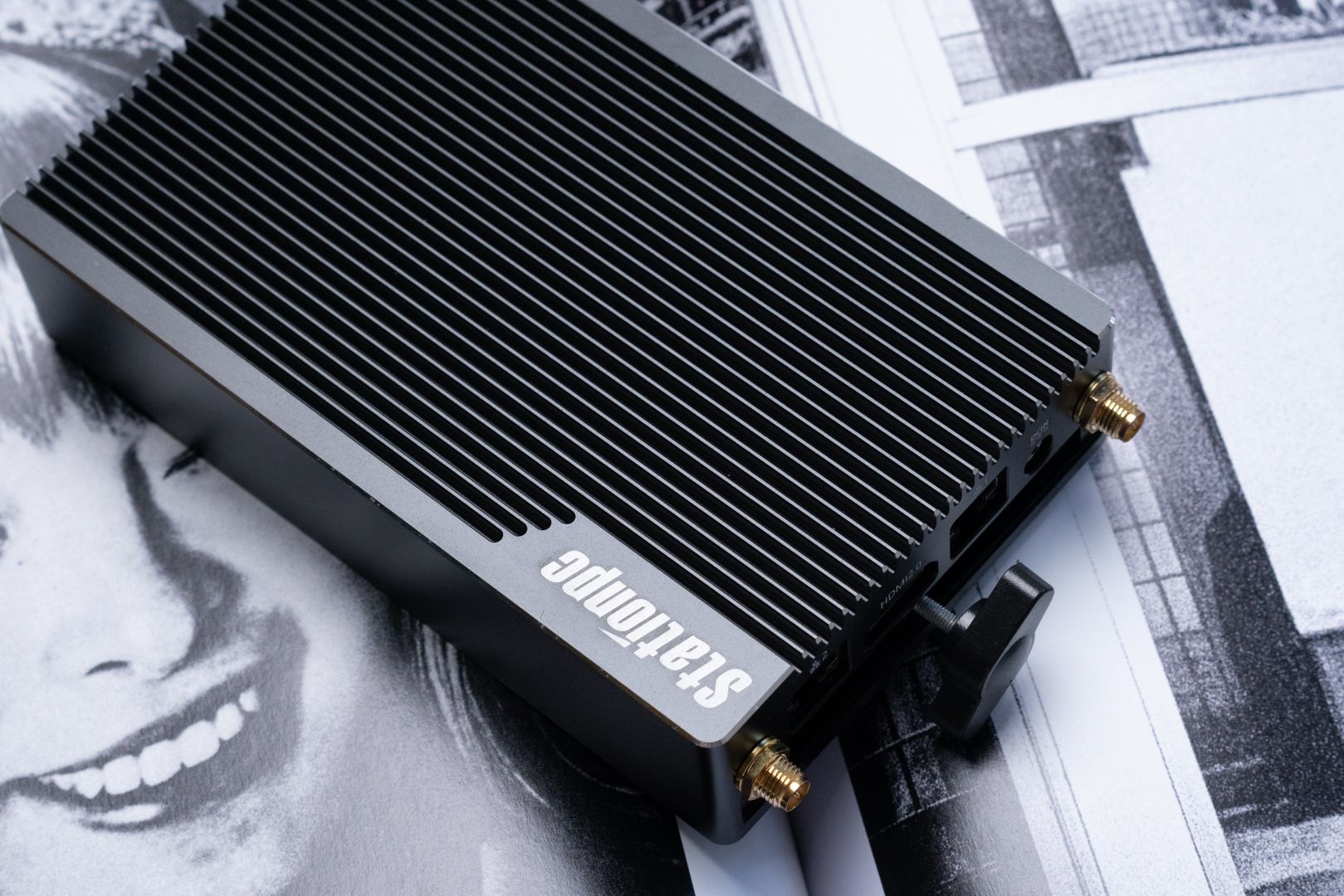 苹果|将近两千的电视机顶盒究竟有怎样的魅力？Station P2极客主机体验