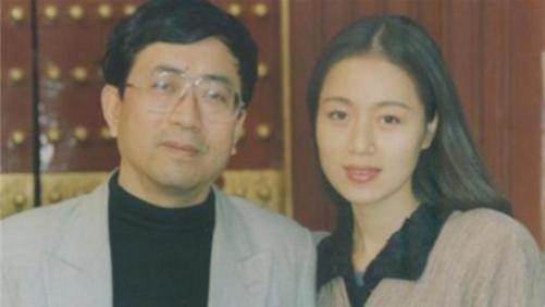 电影|李红揭露“流氓前夫”余秋雨?，一个道貌岸然的伪君子