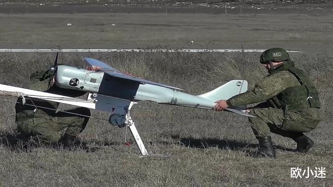 俄军|高中生水准?俄军Orlan-10无人机油箱用塑料瓶制作