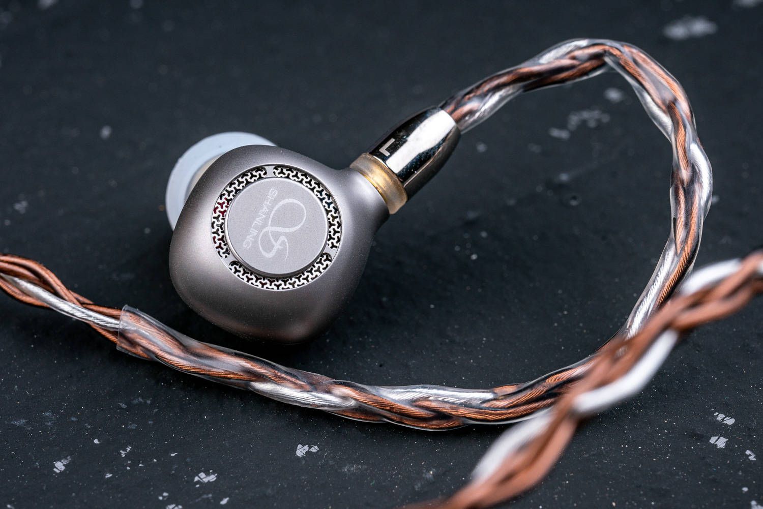 红海|漫谈山灵MG800动圈耳塞：红海市场里的搏杀之作