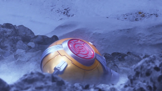 雷欧|小金牛2次被打得只剩驱动心脏,是真的实力弱还是故意在演?