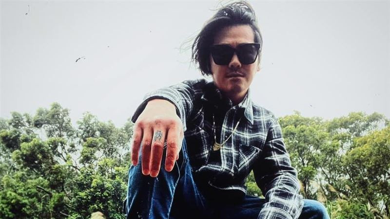 曹格|曹格又喝酒闹事被抓！老婆13字苦吐无奈