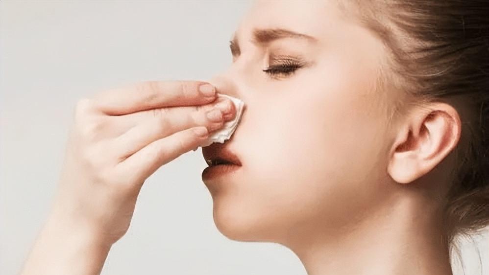 鼻炎|鼻塞，流鼻涕，鼻子不通，宛如水泥封鼻，两味药煮水 通鼻窍 治鼻炎