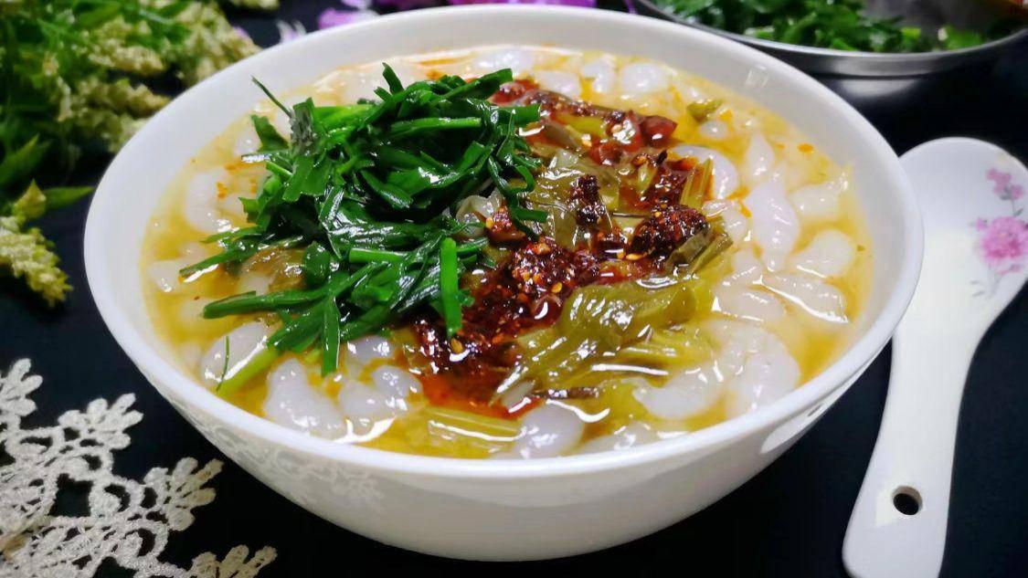 |天热没胃口，就做这个吃，2块钱够全家吃，冰凉爽滑，低脂还饱腹