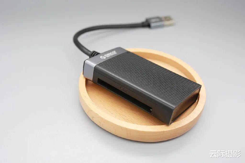 USB|稳而便利,ORICO多功能四合一读卡器体验