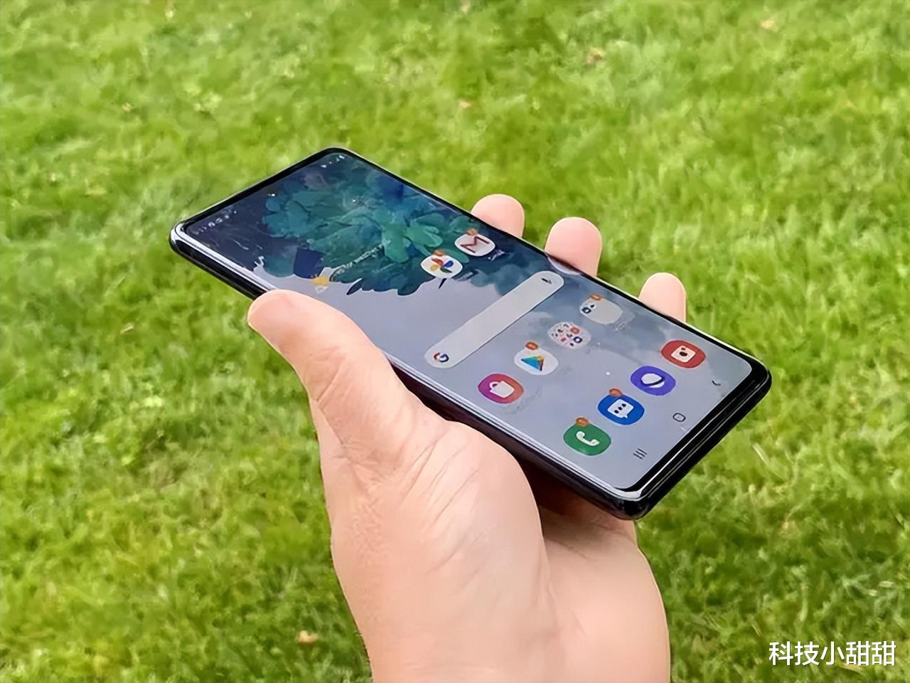 相机|谁说三星手机都贵?120Hz+二代AMOLED+IP68,直降800元