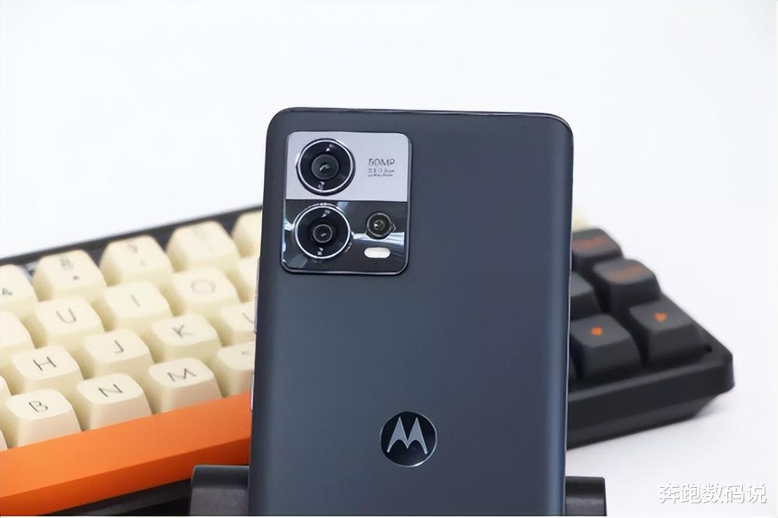 摩托罗拉|堪称性价比内卷之王!实际体验到底如何?moto S30 Pro上手评测