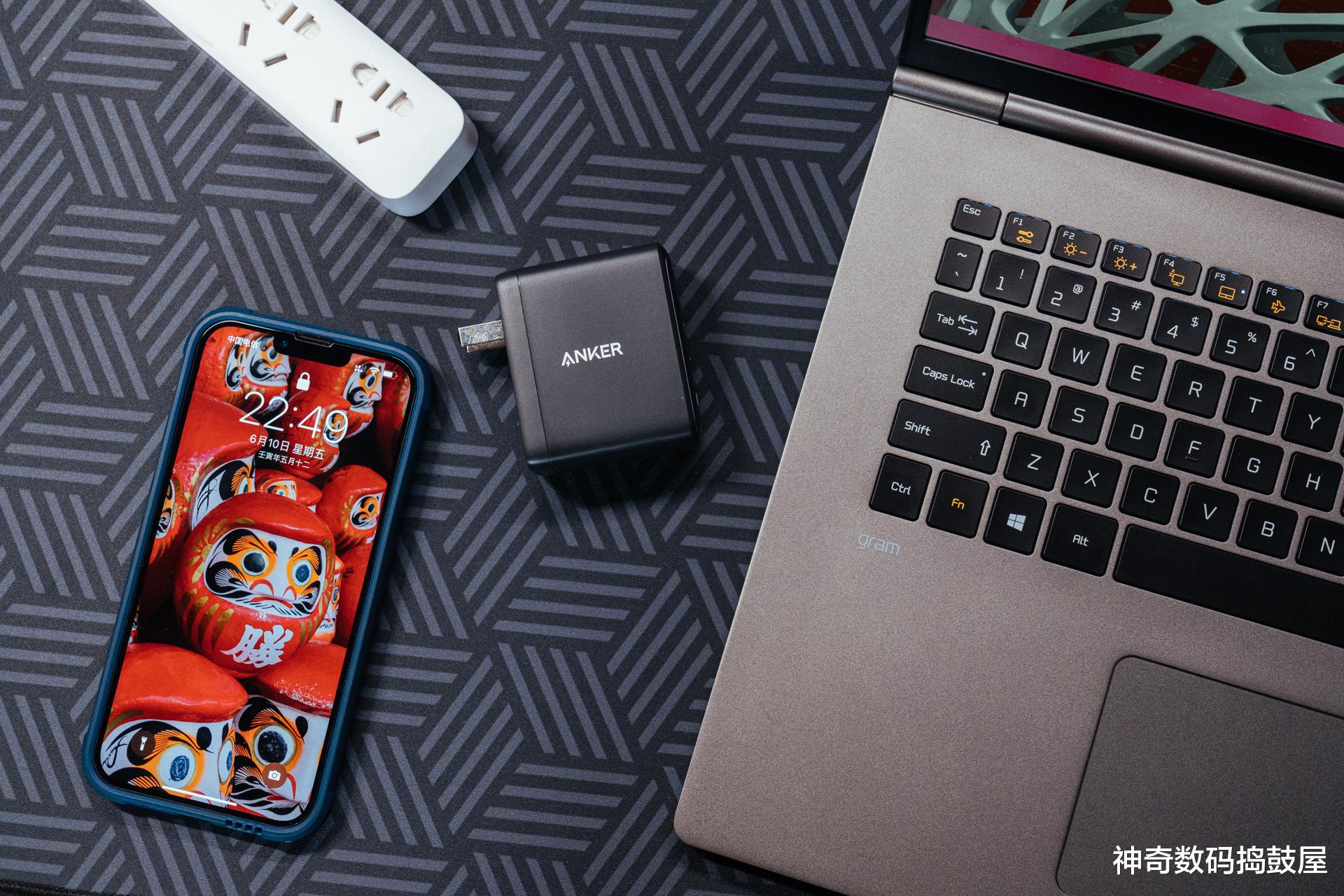 |简洁条理,如何布置自己的办公桌面:轻办公好物分享